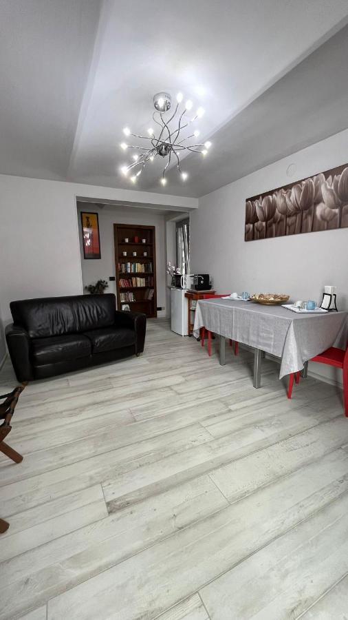 Bed and Breakfast L'Alba à Magliano Alfieri Extérieur photo